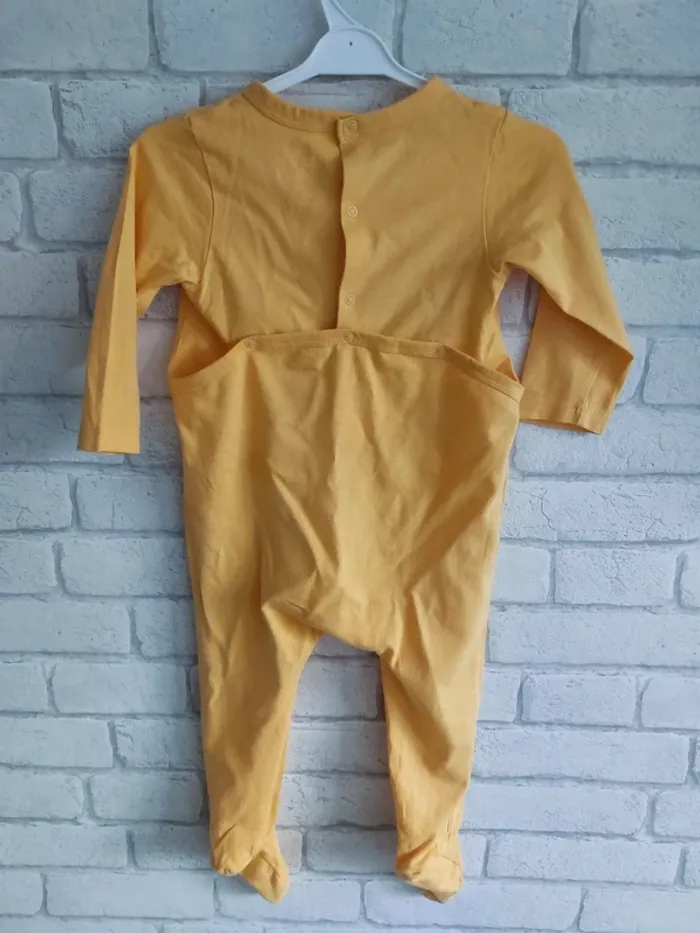 Pyjama Disney Baby taille 18 mois - photo numéro 2