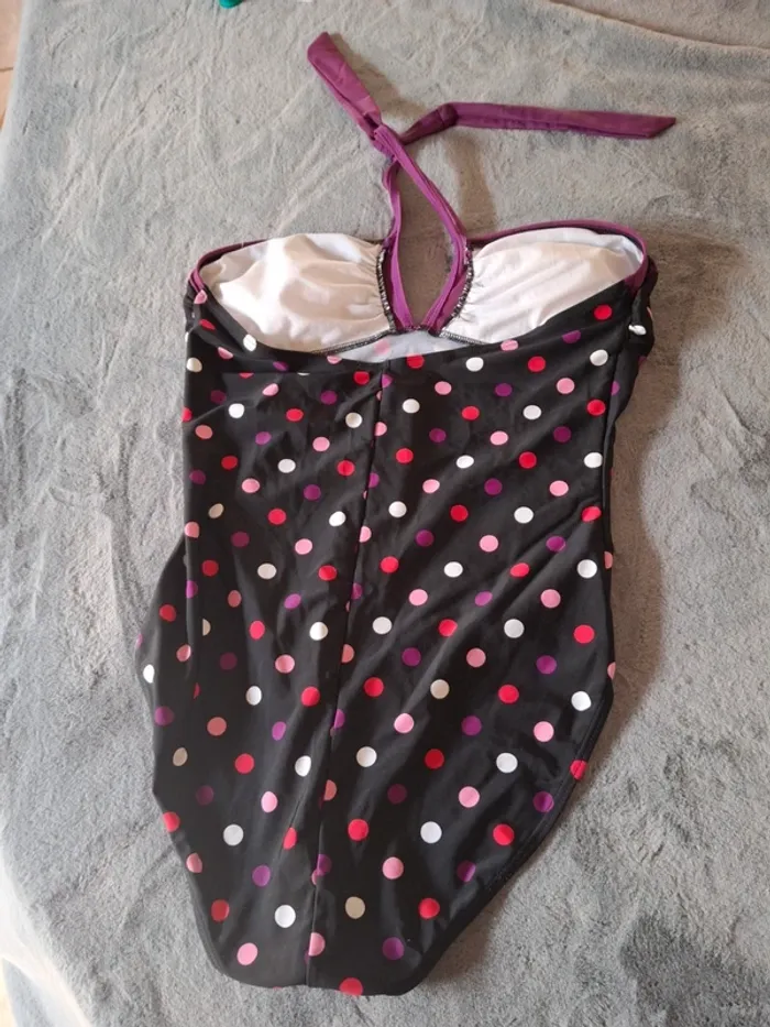 Maillot de bain 👙 - photo numéro 2