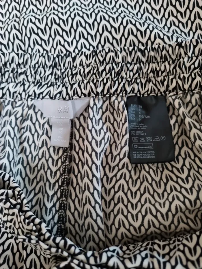 Jupe plissée H&M taille 38 - photo numéro 3