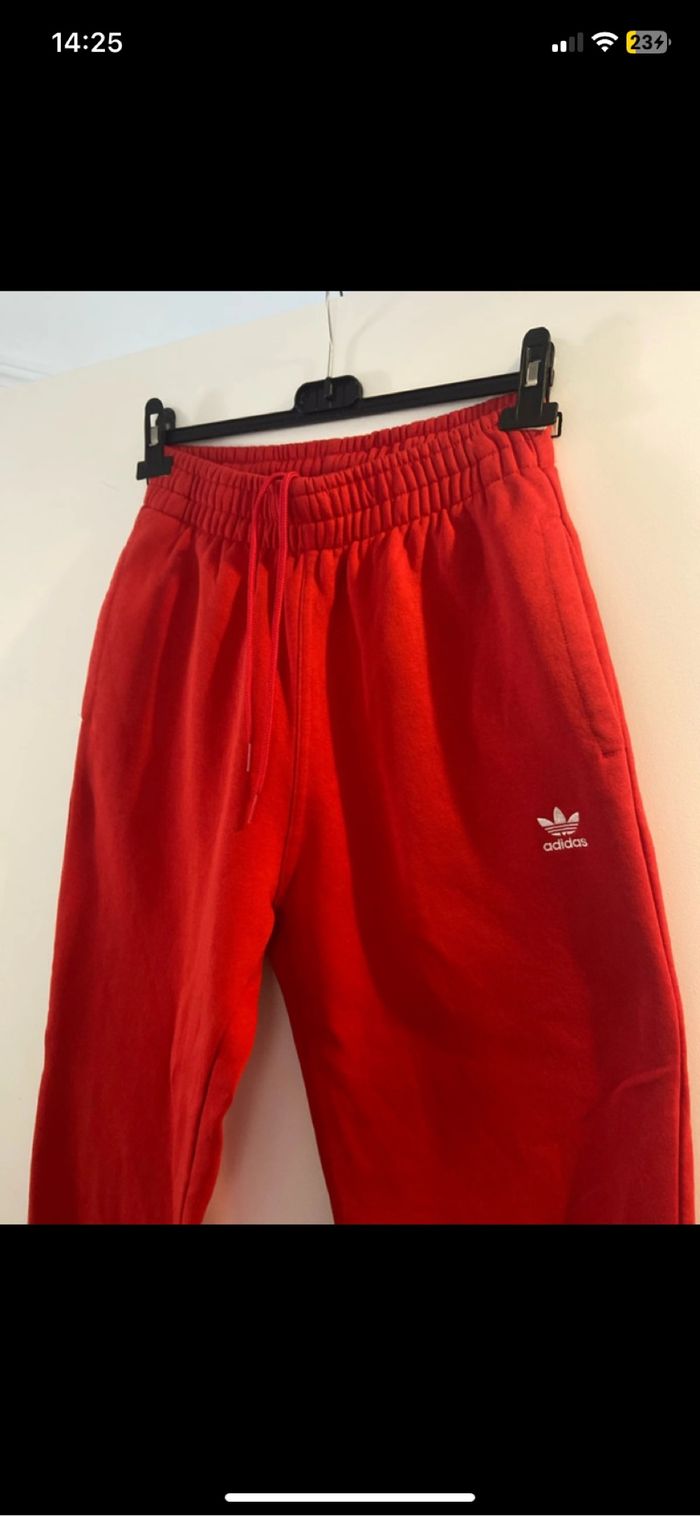 Jogging rouge Adidas - photo numéro 2