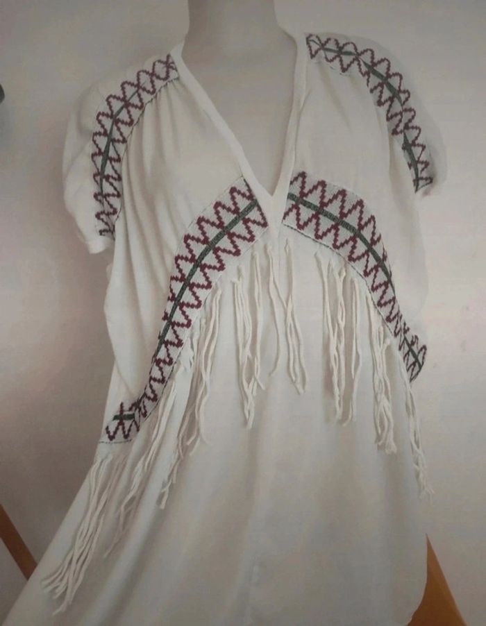 Tunique Zara style ethnique avec broderie et frange taille S