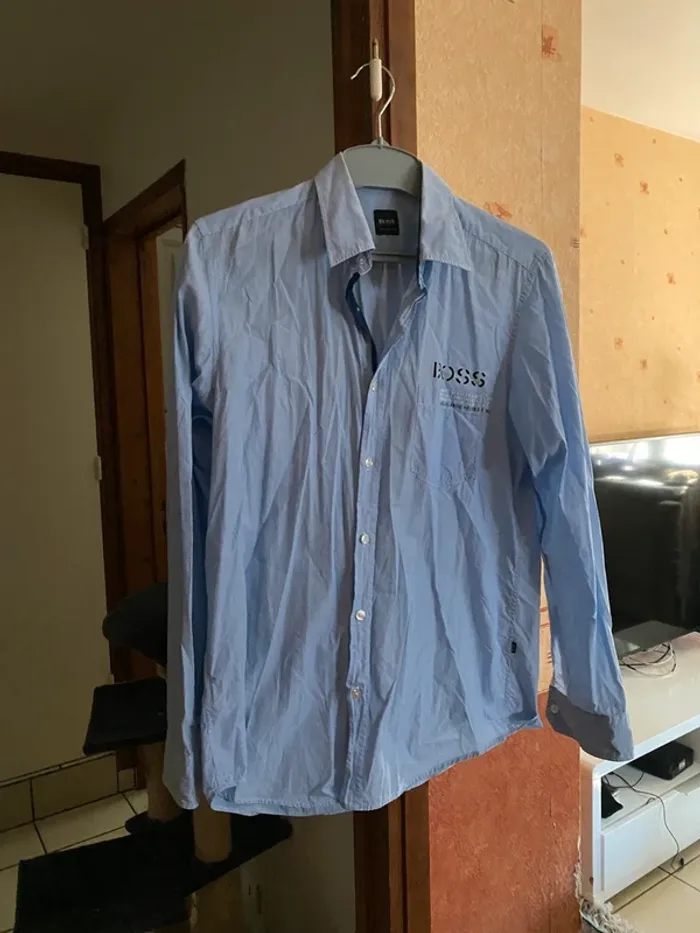 Chemise Hugo Boss Homme 👔 Taille M – Très Bon État - photo numéro 2