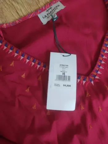 Robe la Fiancée du Mékong t.36 manches longues modèle Nabela