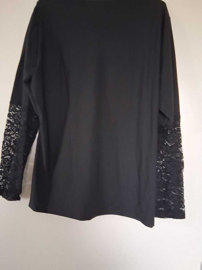 Sweat dentelle noir " t- XL" - photo numéro 2