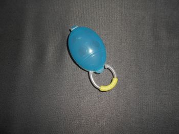 Boite range-tétine à 0,50 EURO