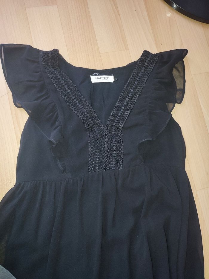 Jolie robe M de Naf Naf - photo numéro 2