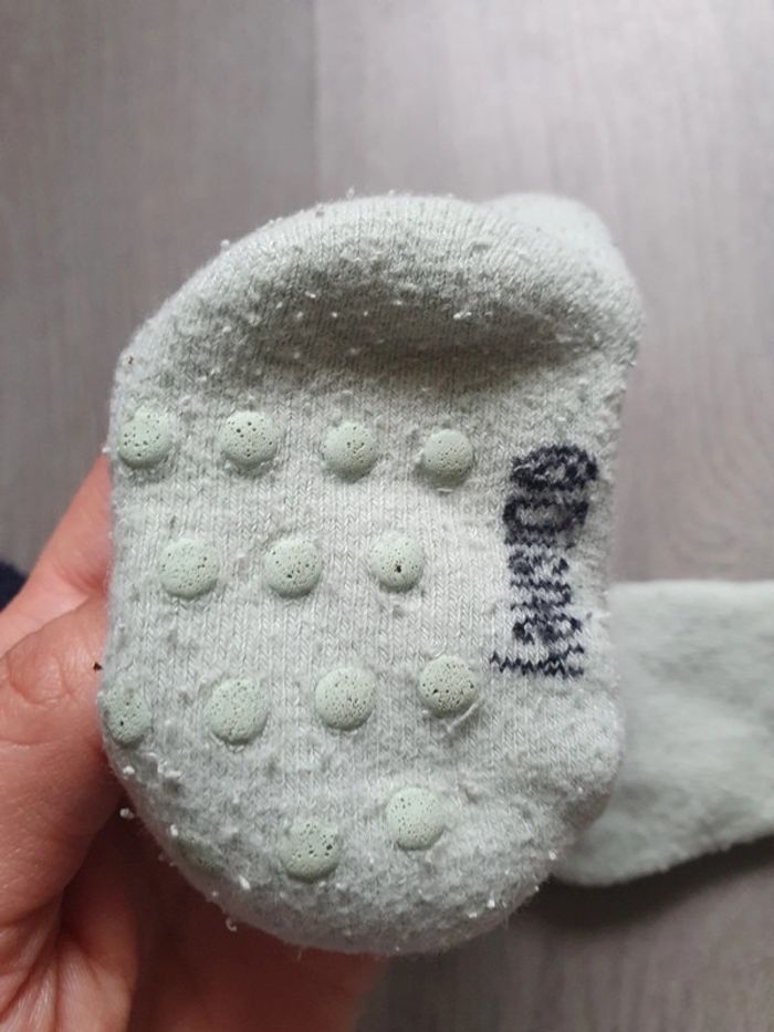 Chaussettes bébé hochet - photo numéro 2