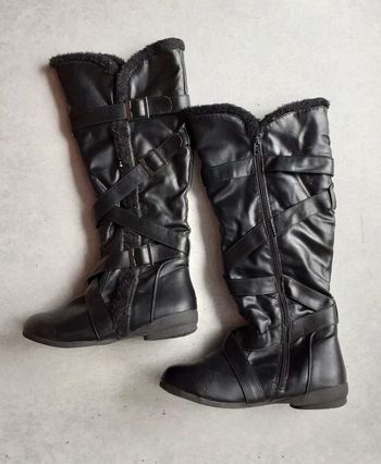 BOTTES noires fourrées