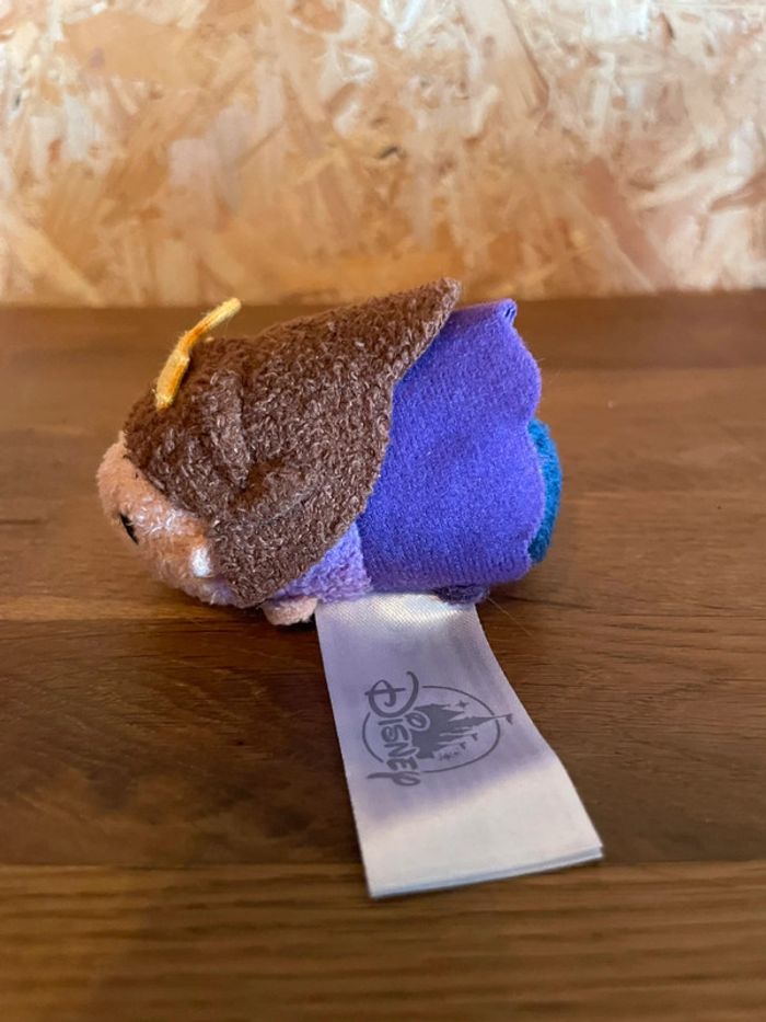 Tsum Tsum officiel Disney la reine Arianna dans Raiponce - photo numéro 5