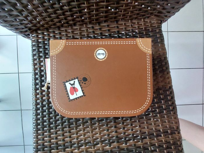 Peluche Ours Teddy Fynn et sa valise - marque Steiff - NEUF - photo numéro 5