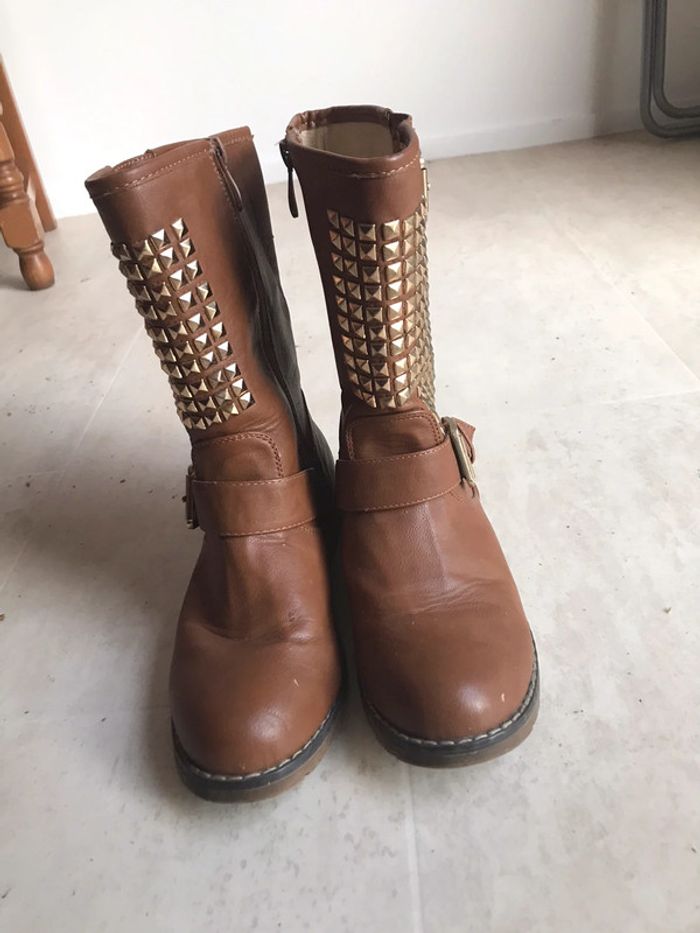 Bottines femmes couleur marron taille 37 très bon état - photo numéro 2