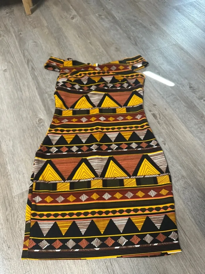 Gros lot robe et hauts taille M/38 - photo numéro 5