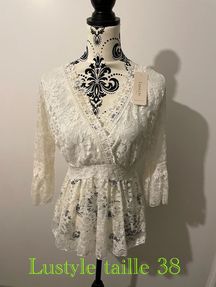 Blouse à manches 3/4 blanc à dentelle col V cache cœur taille élastique neuf lustyle taille 38