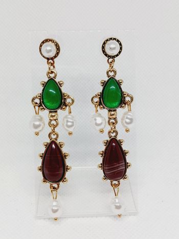 Magnifique boucles d'oreilles rétro