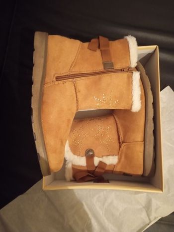 Bottines 39 fourrées neuves