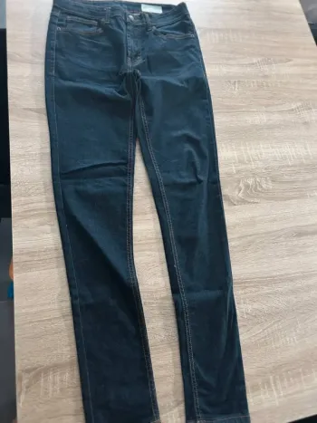 Jeans bleu marine classique super skinny w32