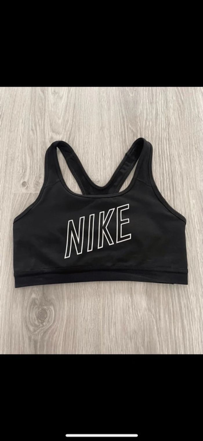 Brassière Nike taille M