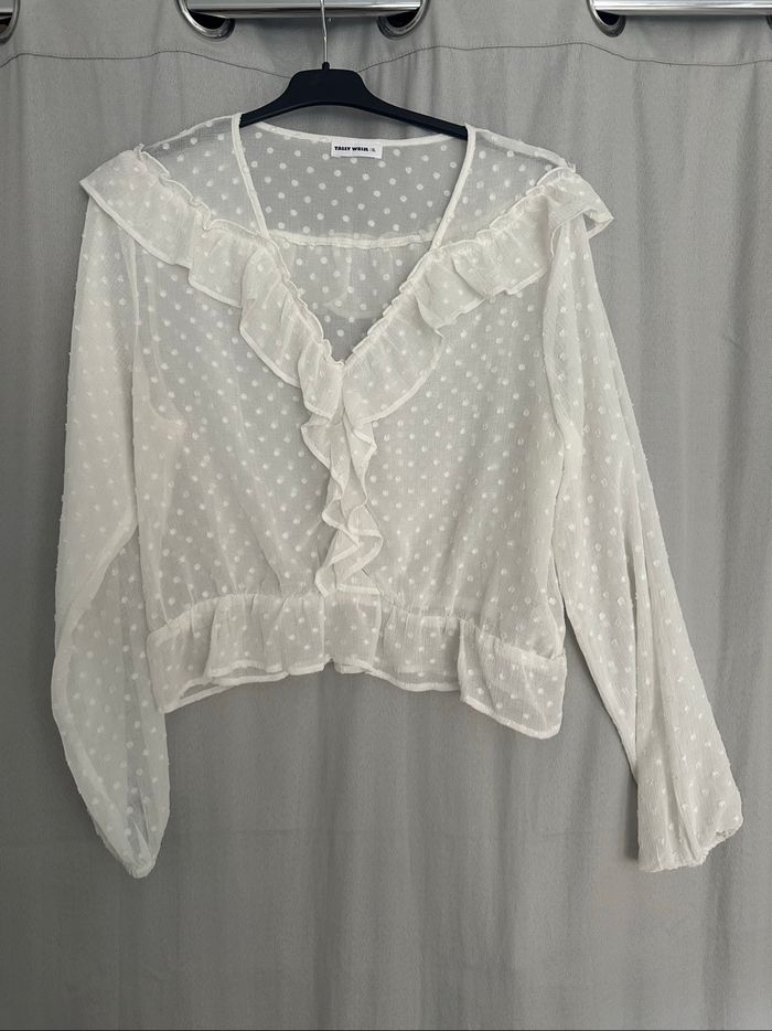 Blouse blanche - photo numéro 2