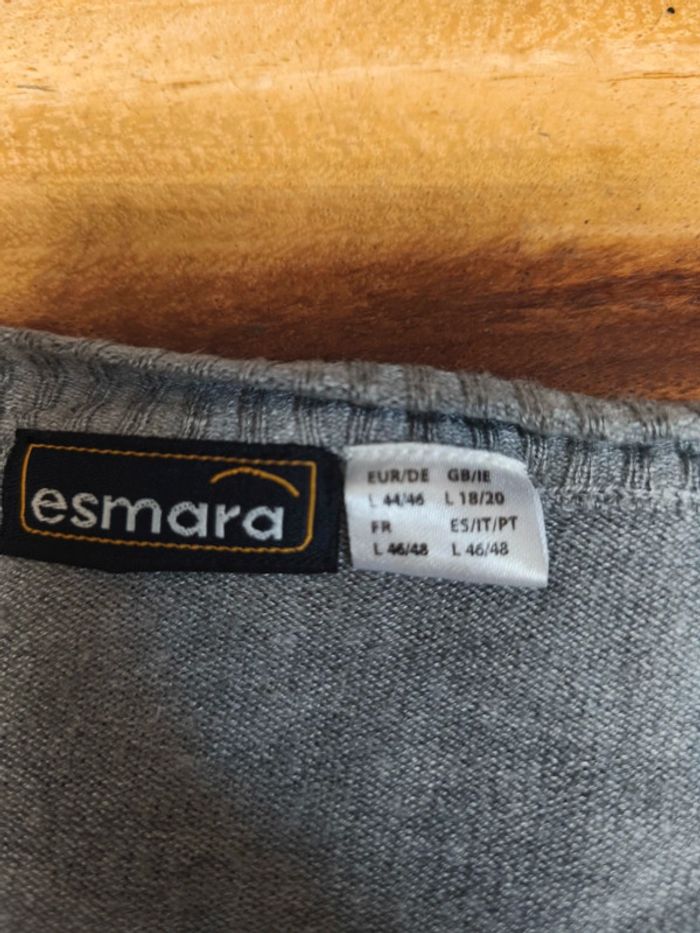 Lot haut manches courtes+ gilet - photo numéro 5