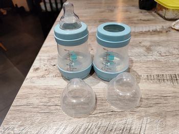 Lot de deux biberon MaM