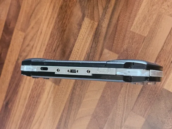 PSP Sony avec alimentation - photo numéro 4