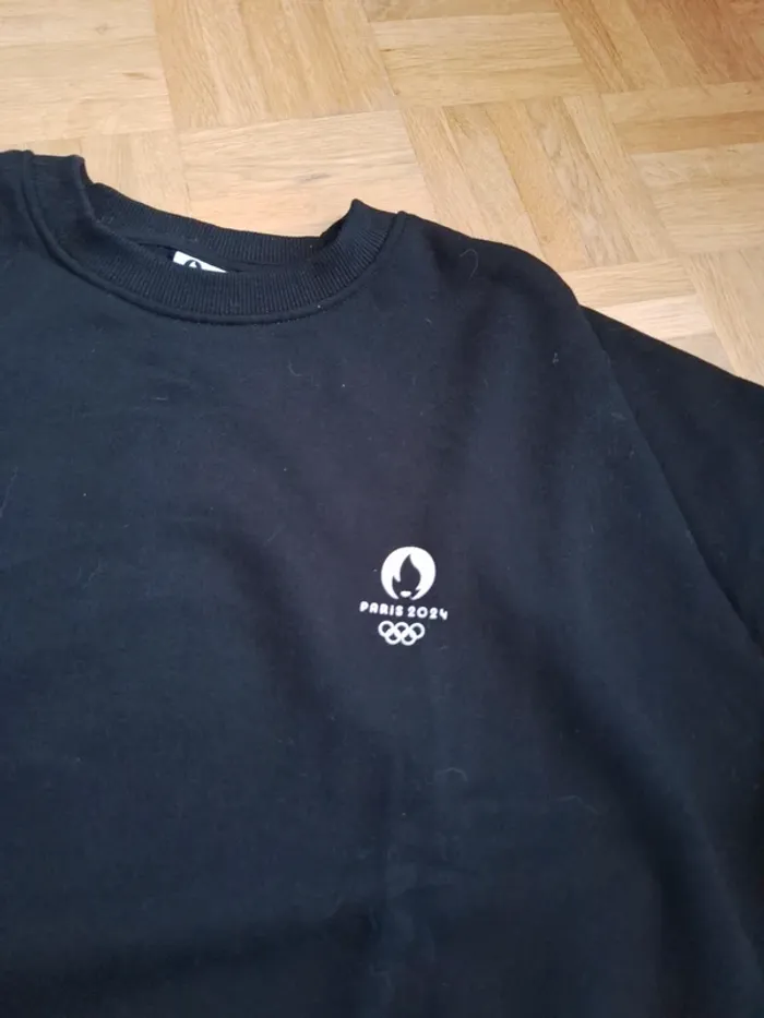 Sweat neuf - photo numéro 2