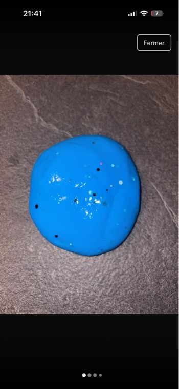 Slime bleu pailleté