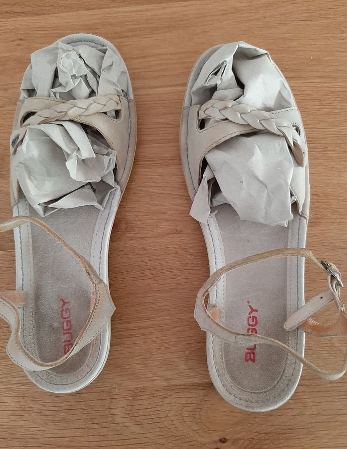 Sandales Buggy en cuir beige clair - photo numéro 9