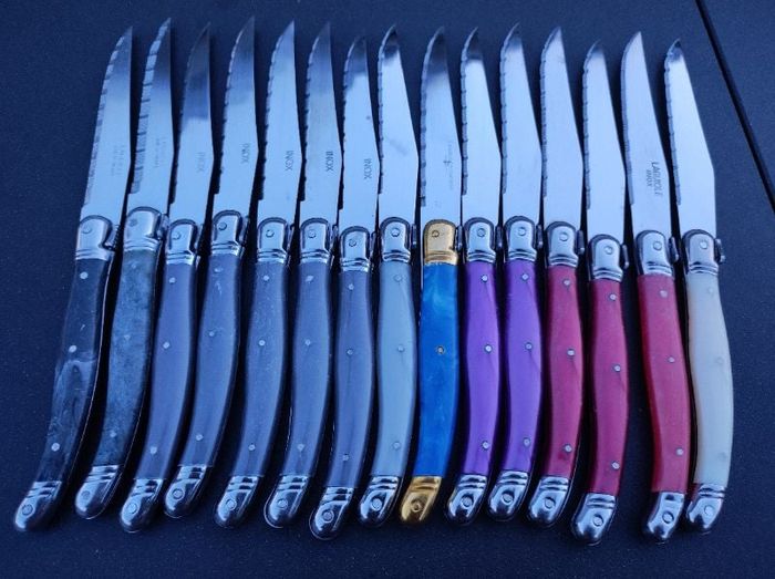 Lot de 15 couteaux