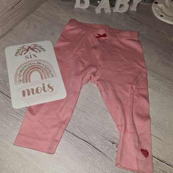 Legging bébé fille rose 6 mois