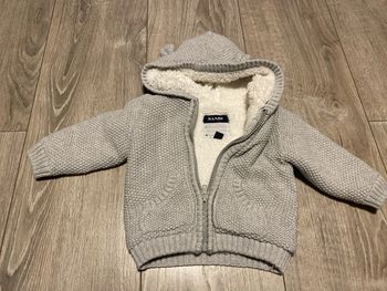 Gilet tricot gris Kiabi doublé 9 mois