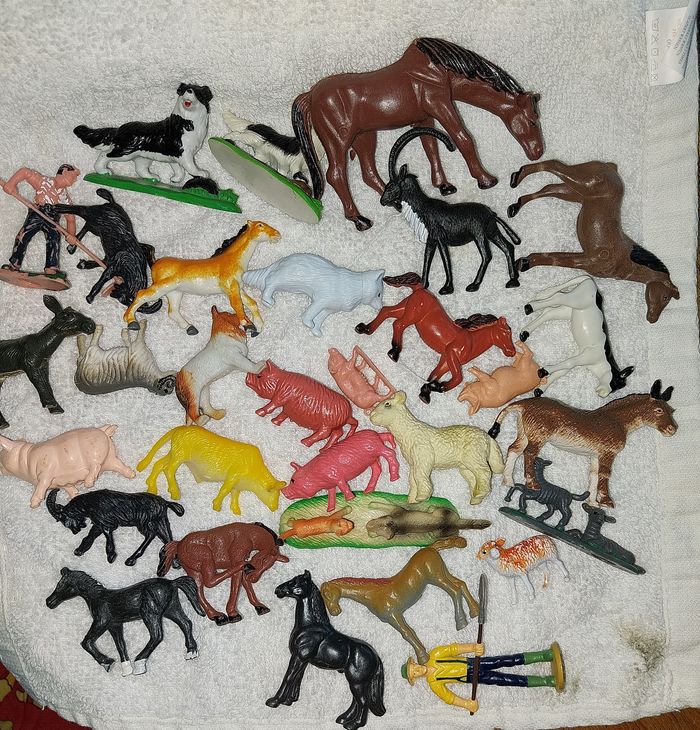 lot miniature figurine animaux de la ferme et fermiers plastique cochon chien cheval mouton vach - photo numéro 2
