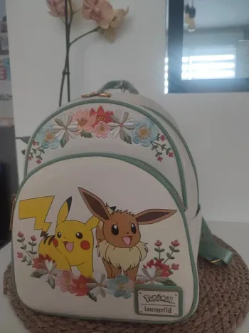 Sac loungefly Pikachu et Evoli