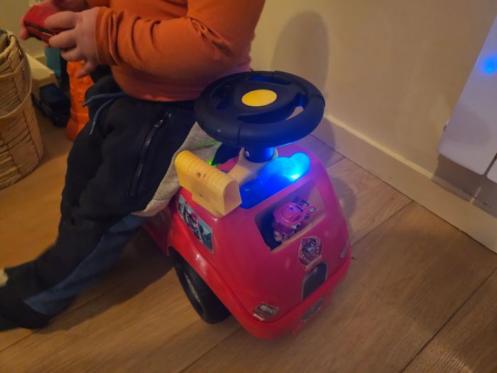 Voiture - photo numéro 3