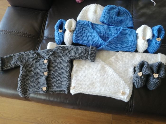 Lot naissance 1mois 5 pièces fait main neuf - photo numéro 2