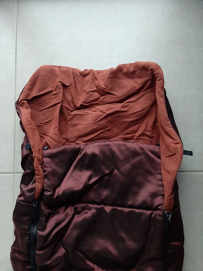 Chancelière comme neuve imperméable et chaude. - photo numéro 2