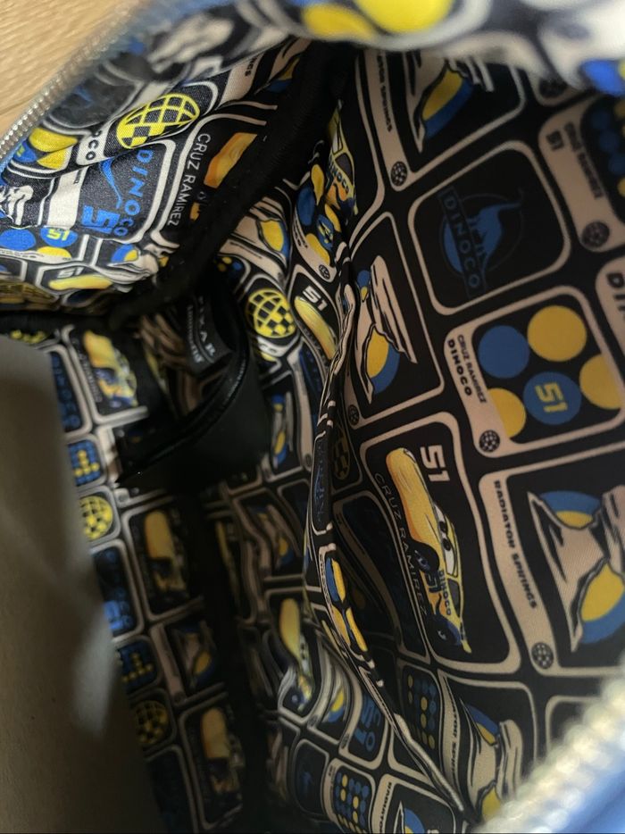 Sac à dos Loungefly Cruz Ramirez Cars Pixar neuf - photo numéro 6