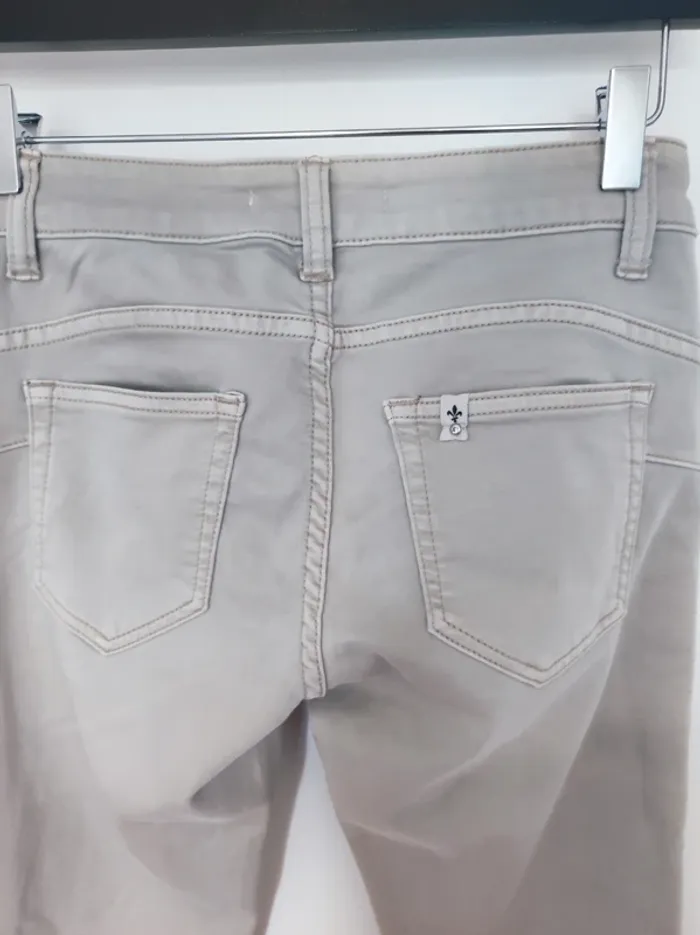 Jean taille 36 - photo numéro 2