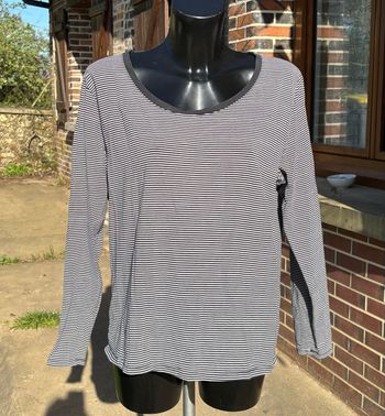🖤 T-shirt manches longues rayé – Taille XL (42)