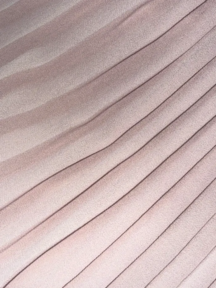 Robe. - photo numéro 3