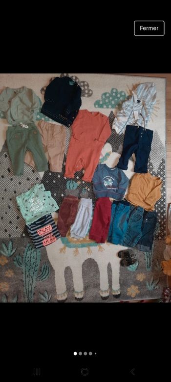 Lot de 18 vêtements  1-3 mois