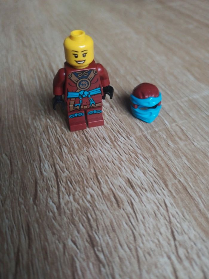Lego ninjago minifig nya njo212 - photo numéro 3