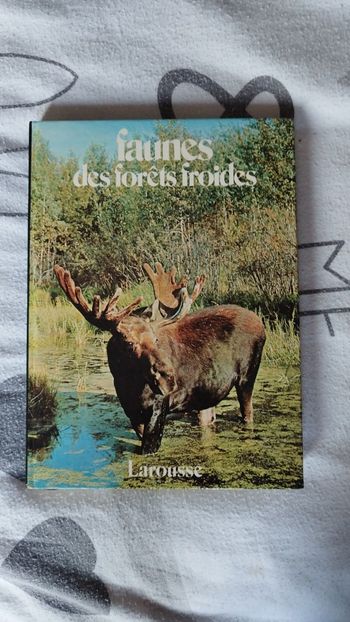 Livre : faunes des forêts froides 
