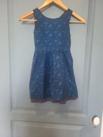 Magnifique robe réversible bleue Fille 5 ans Kiabi