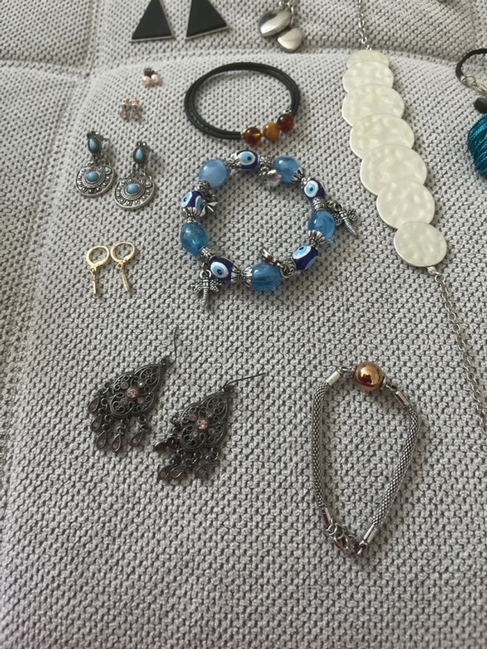 Lot de bijoux fantaisie - photo numéro 4