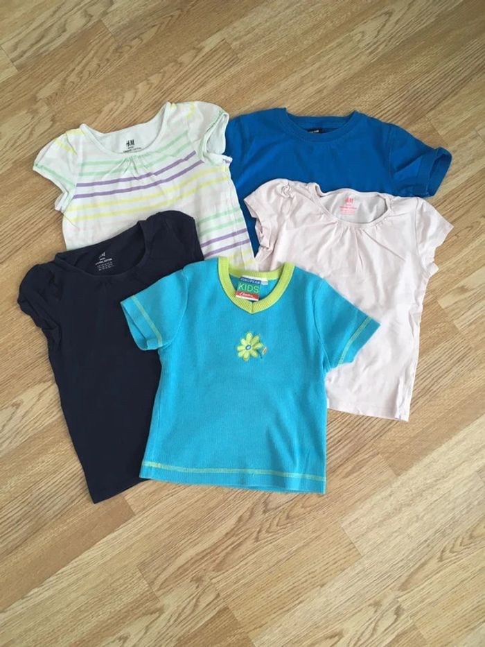 Lot t-shirts, taille 110-116