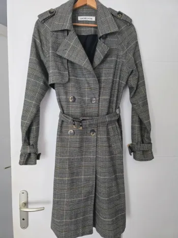 Manteau trench a carreaux