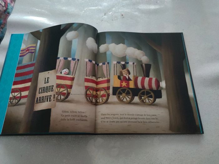 Album Petit clown et la ballerine - photo numéro 2