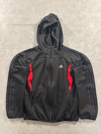 Veste adidas noir et rouge Taille 12 ans