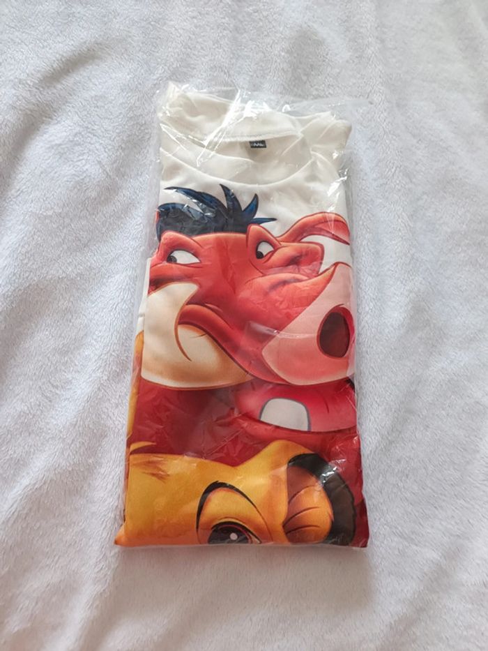 Haut manches longues le roi lion timon pumba neuf - photo numéro 2